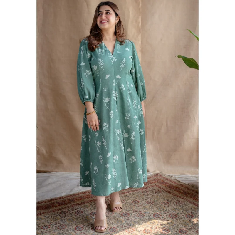The Indian Ethnic Co. Green Dabu Slub Cotton Dress