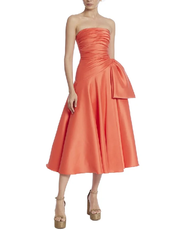 Badgley Mischka Perfect Ruched Strapless Dress