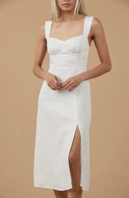 Lya Linen Dress In White