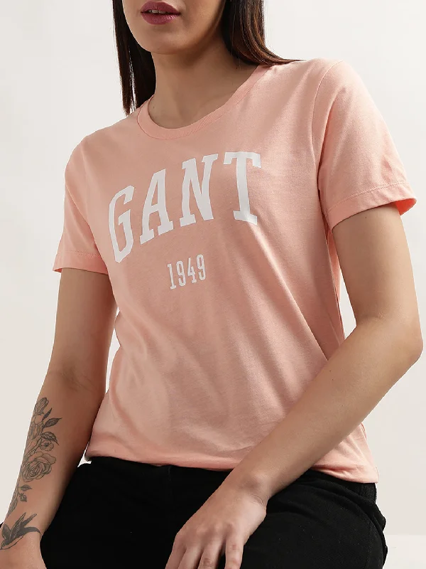 Gant Peach Preppy Logo Regular Fit T-Shirt Rayon Fabric Velvet Fabric Corduroy Fabric Gant Peach Preppy Logo Regular Fit T-Shirt Rayon Fabric Velvet Fabric Corduroy Fabric
