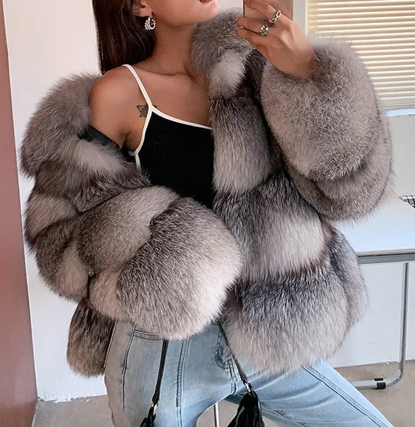 QIUCHEN QC21083 Fashion Design Winter WomenPlus Size Jacket Luxury Furry Warm Silver Fox Fur Coats Nylon Jacket Polyester Jacket Spandex Jacket QIUCHEN QC21083 Fashion Design Winter WomenPlus Size Jacket Luxury Furry Warm Silver Fox Fur Coats Nylon Jacket Polyester Jacket Spandex Jacket
