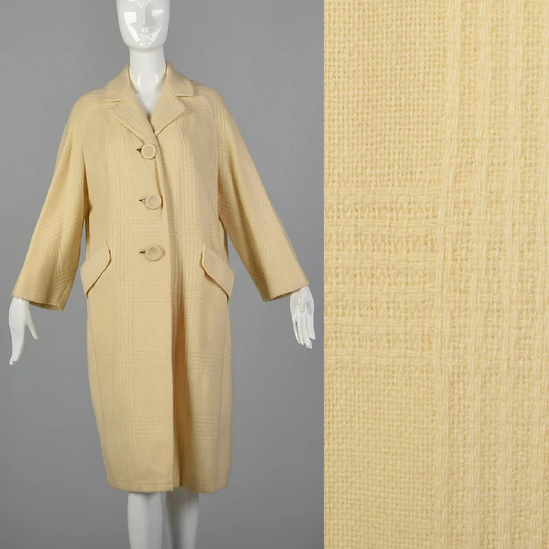 Small 1950s Cream Winter Coat Flowy Lightweight Kimono