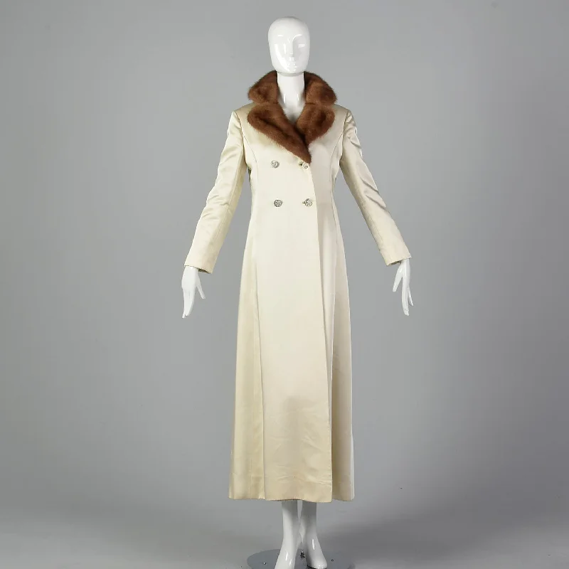XS 1960s Ivory Opera Coat with Mink Collar Polished Tailored Coat