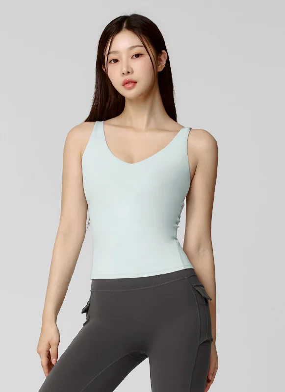 Black Label Signature Breathe V-neck Tank Top boho tank top
